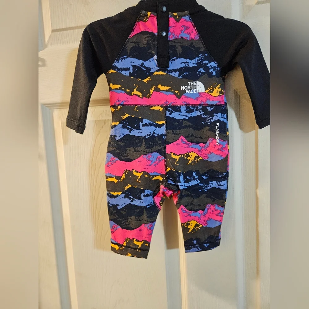 The North Face Baby Amphibious Sun One-Piece: NEW WITH TAGS: 0-3 MTH